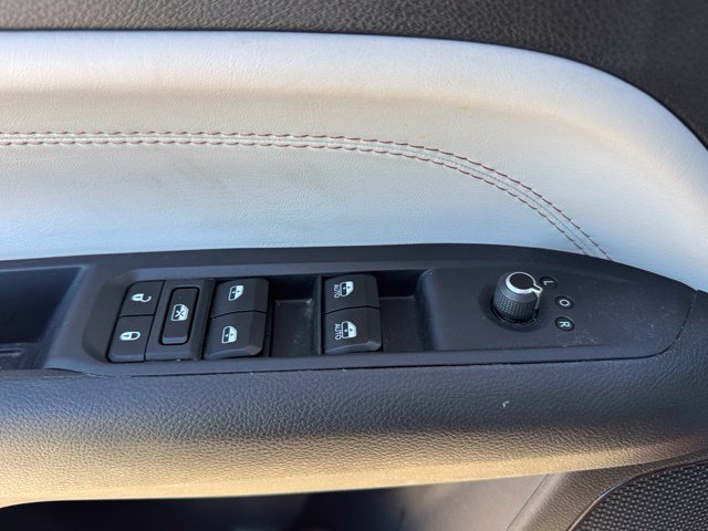 Used 2025 Jeep Compass Limited AWD/4WD image 9