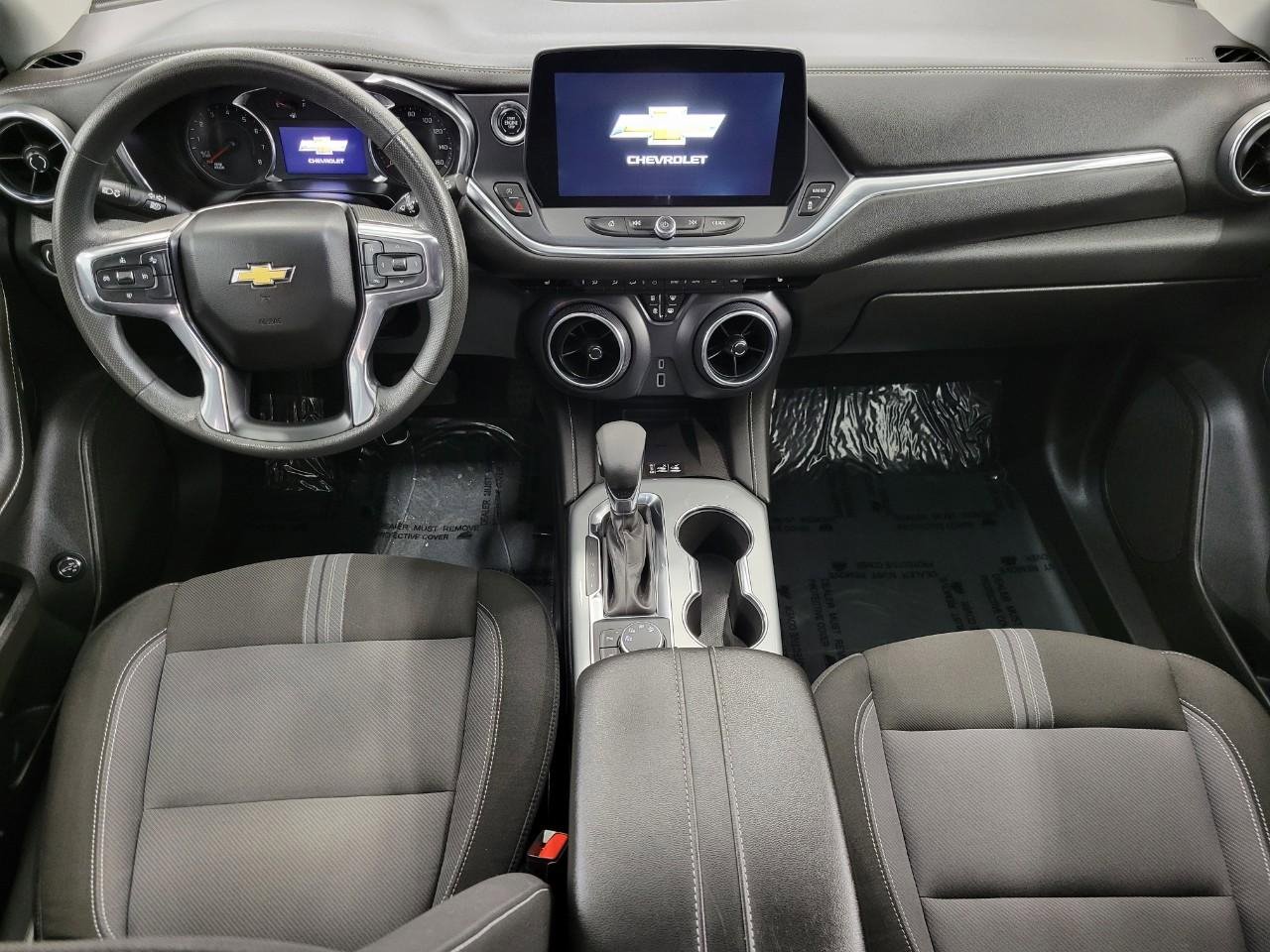 Certified 2024 Chevrolet Blazer LT w/ Convenience Package image 6