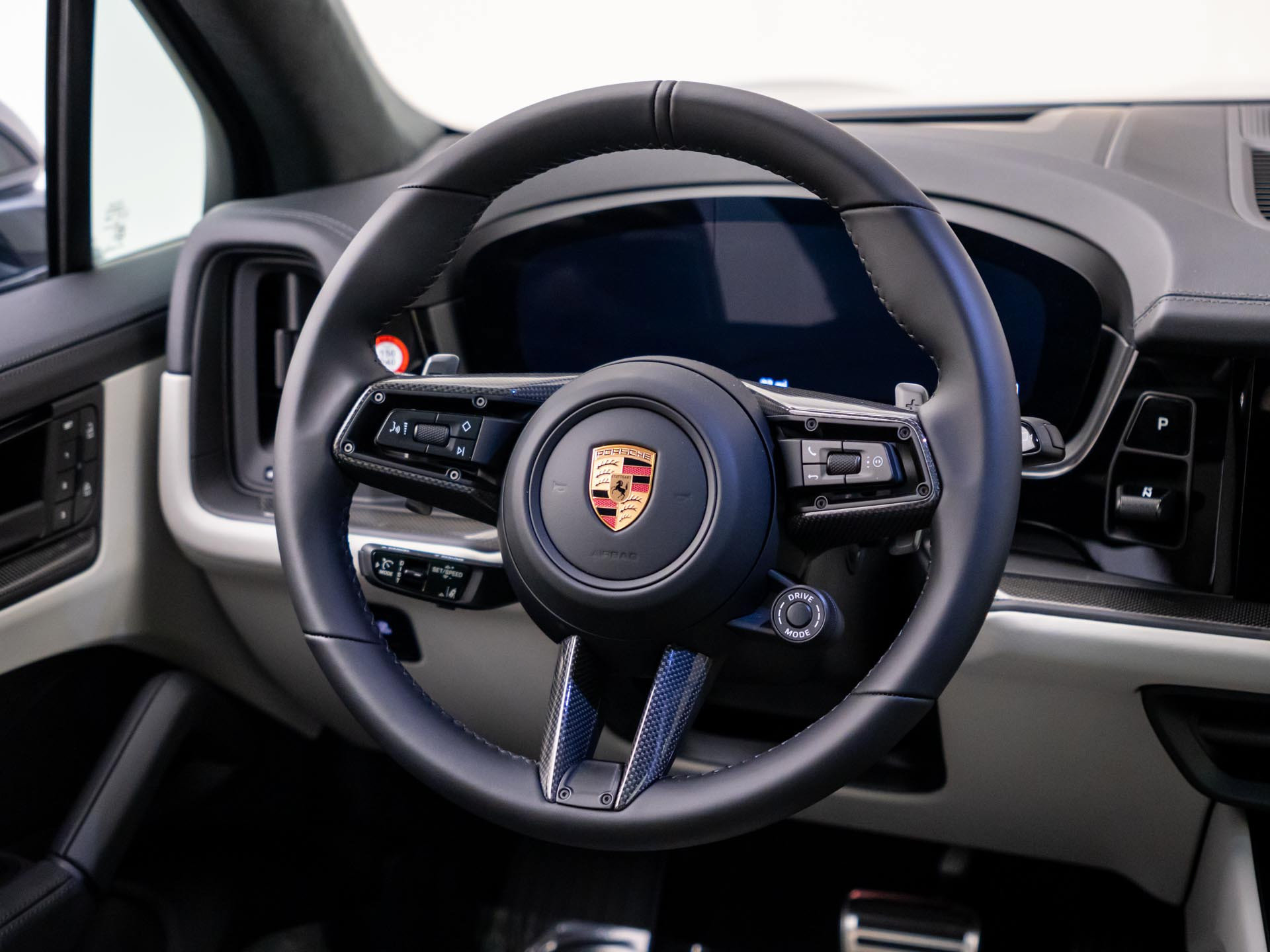 New 2027 Porsche Cayenne GTS AWD/4WD image 12