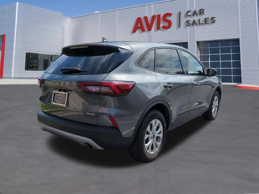 Used 2025 Ford Escape Active AWD/4WD image 6