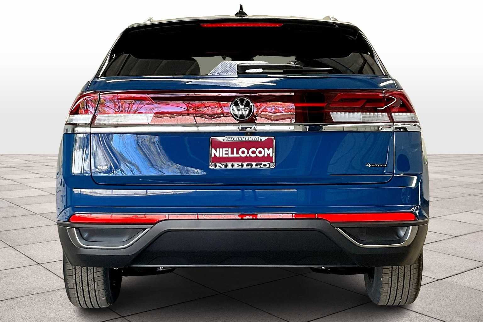 New 2025 Volkswagen Atlas Cross Sport SE image 6