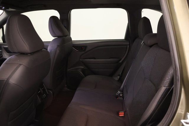 Used 2025 Subaru Forester Premium w/ Convenience Package #1 image 22