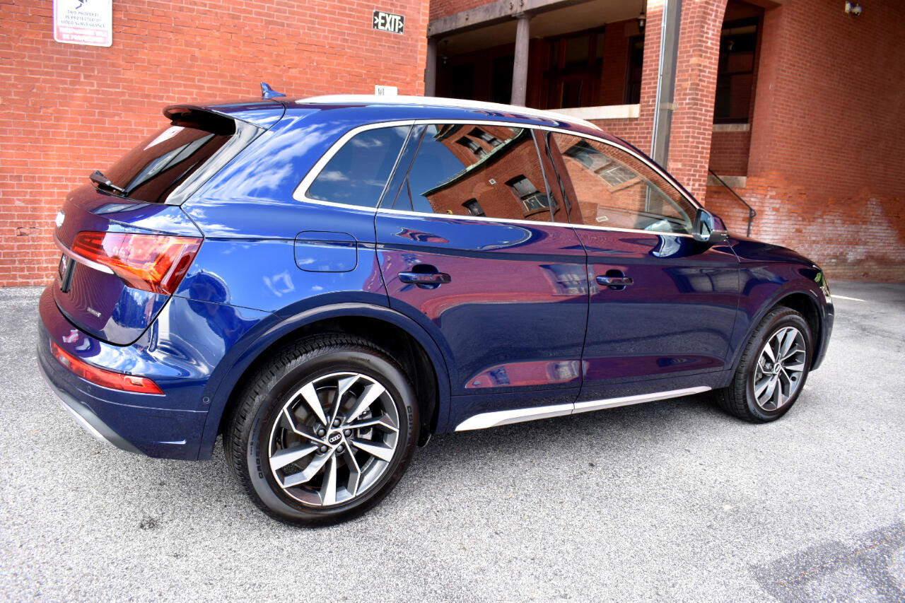 Used 2021 Audi Q5 Prestige w/ Prestige Package image 2