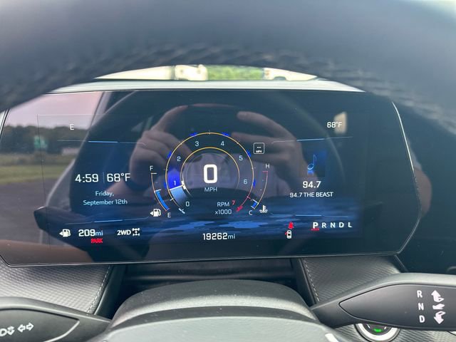 Used 2025 Chevrolet Equinox LT w/ Convenience Package II image 17