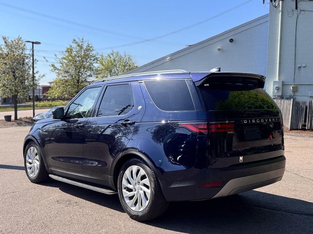 Used 2022 Land Rover Discovery S AWD/4WD image 4