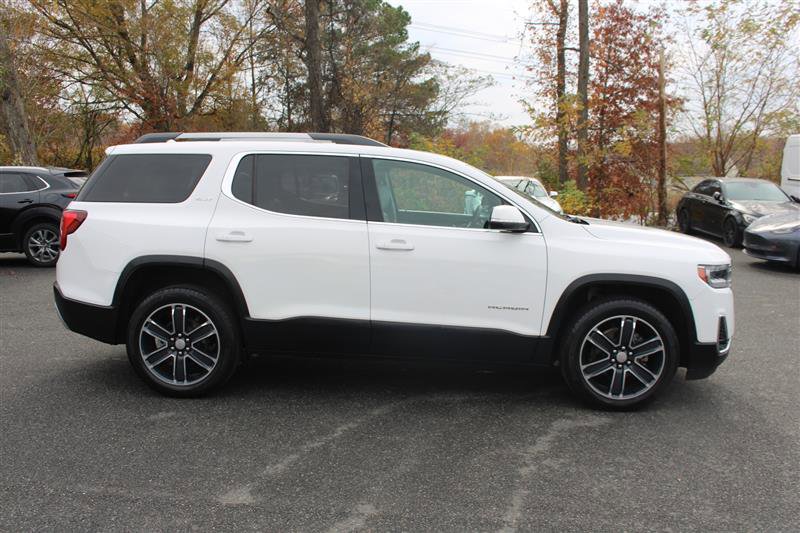Used 2020 GMC Acadia SLT w/ Driver Alert Package II image 9