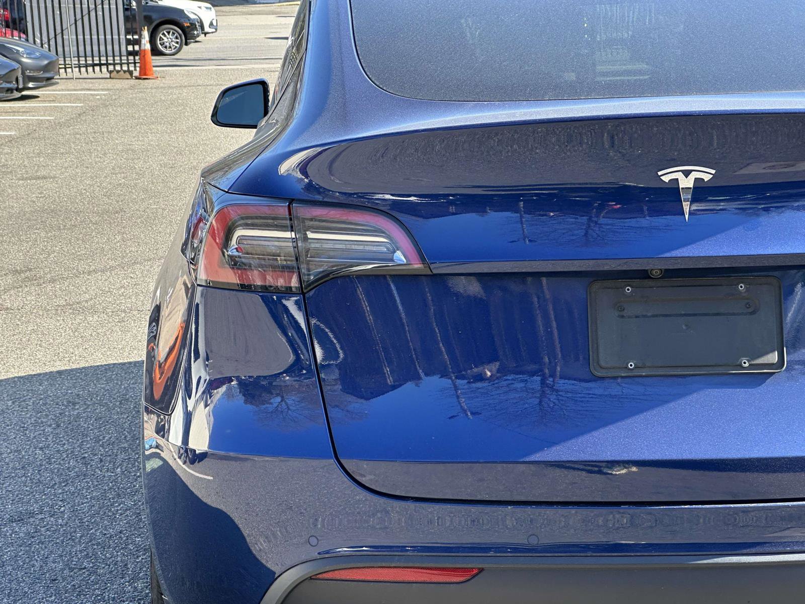 Used 2022 Tesla Model Y Long Range AWD/4WD image 12