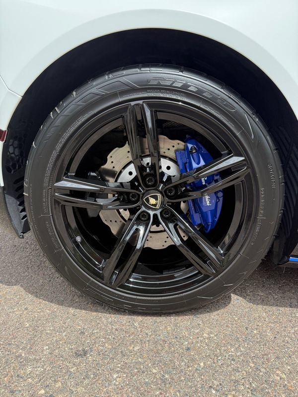 Used 2021 Lamborghini Huracan EVO RWD image 20