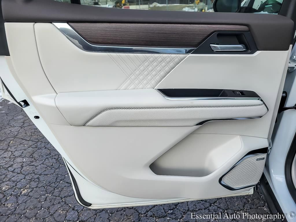 Used 2024 GMC Acadia Denali w/ LPO, Floor Liner Package image 20