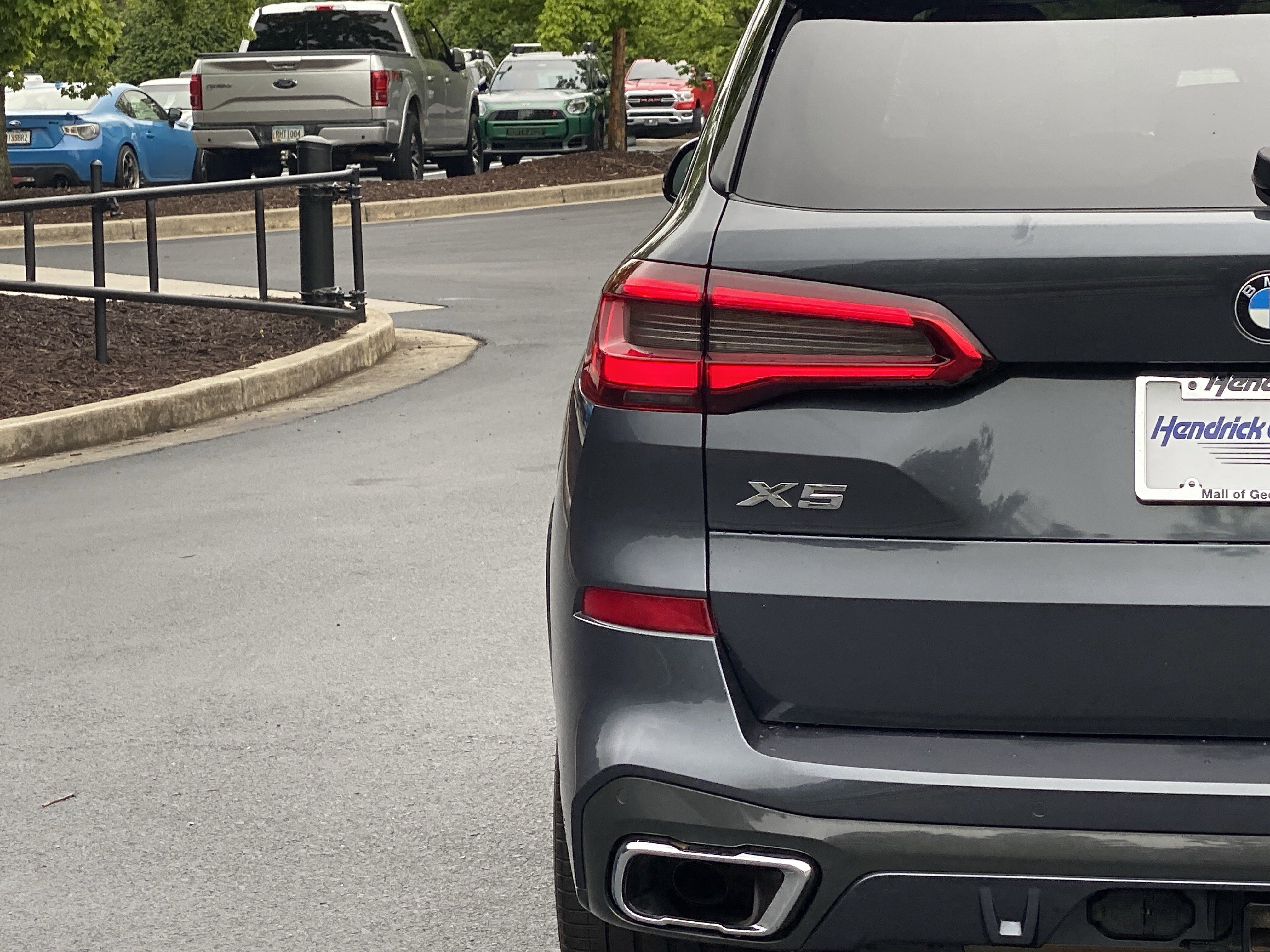 Used 2019 BMW X5 xDrive40i w/ M Sport Package AWD/4WD image 22