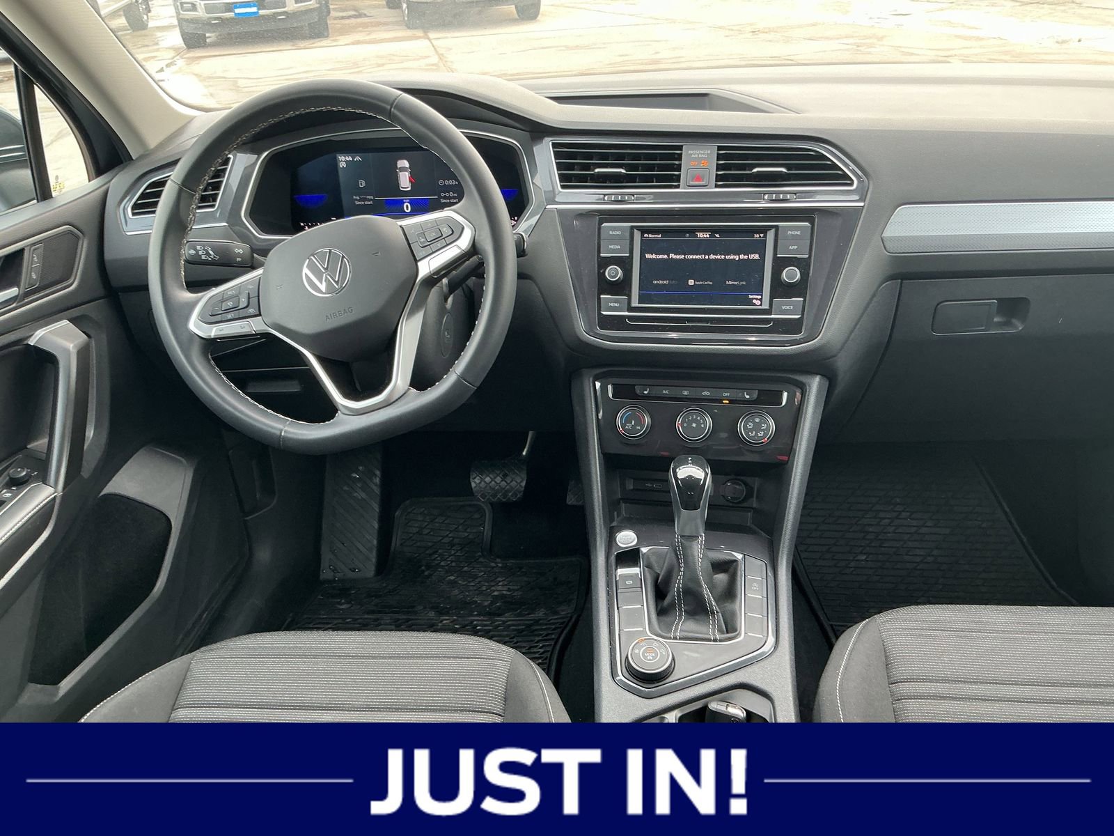 Used 2022 Volkswagen Tiguan S image 5