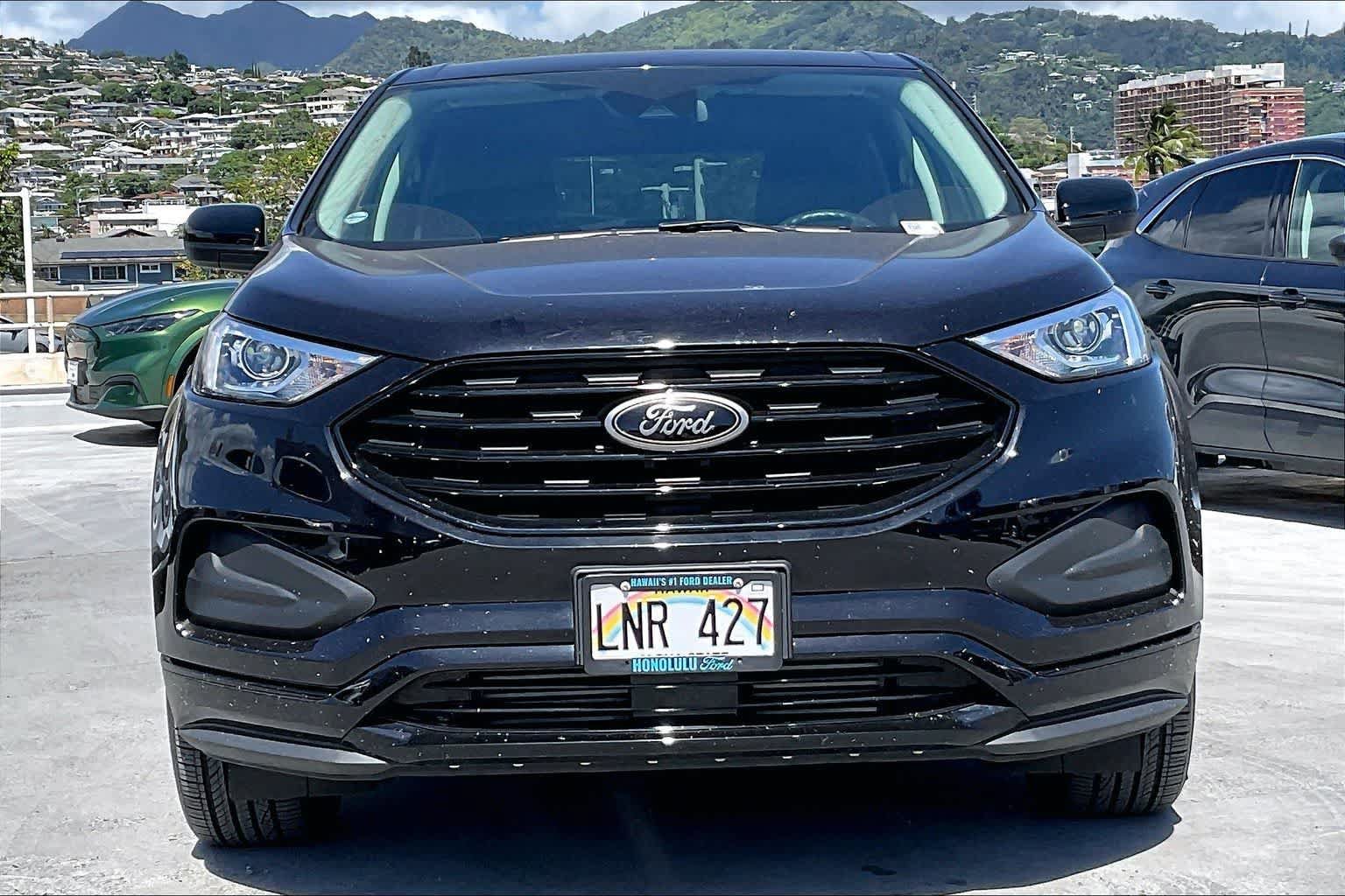 Certified 2024 Ford Edge SE w/ Black Appearance Package AWD/4WD image 6
