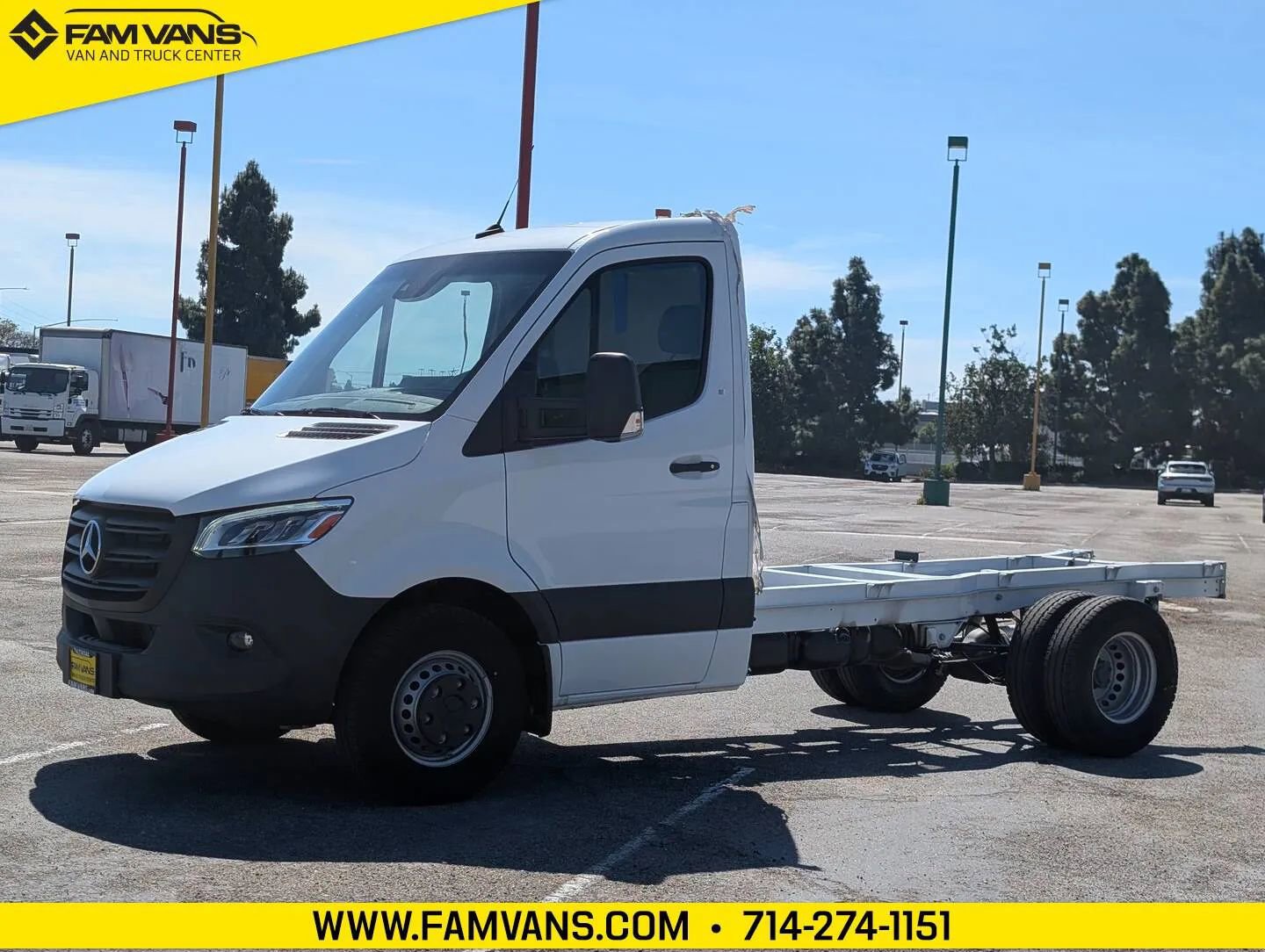 Used 2024 Mercedes-Benz Sprinter 4500 image 3