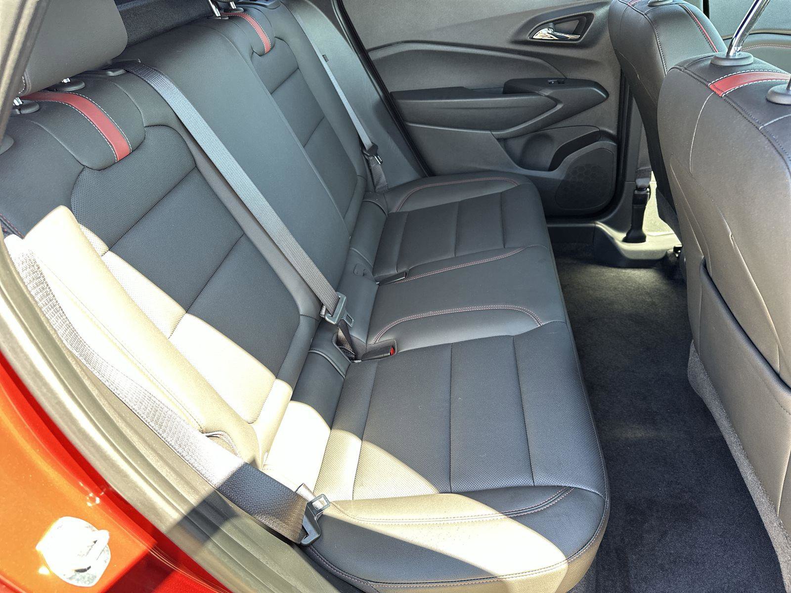 Certified 2024 Chevrolet Trax RS w/ Driver Confidence Package image 25