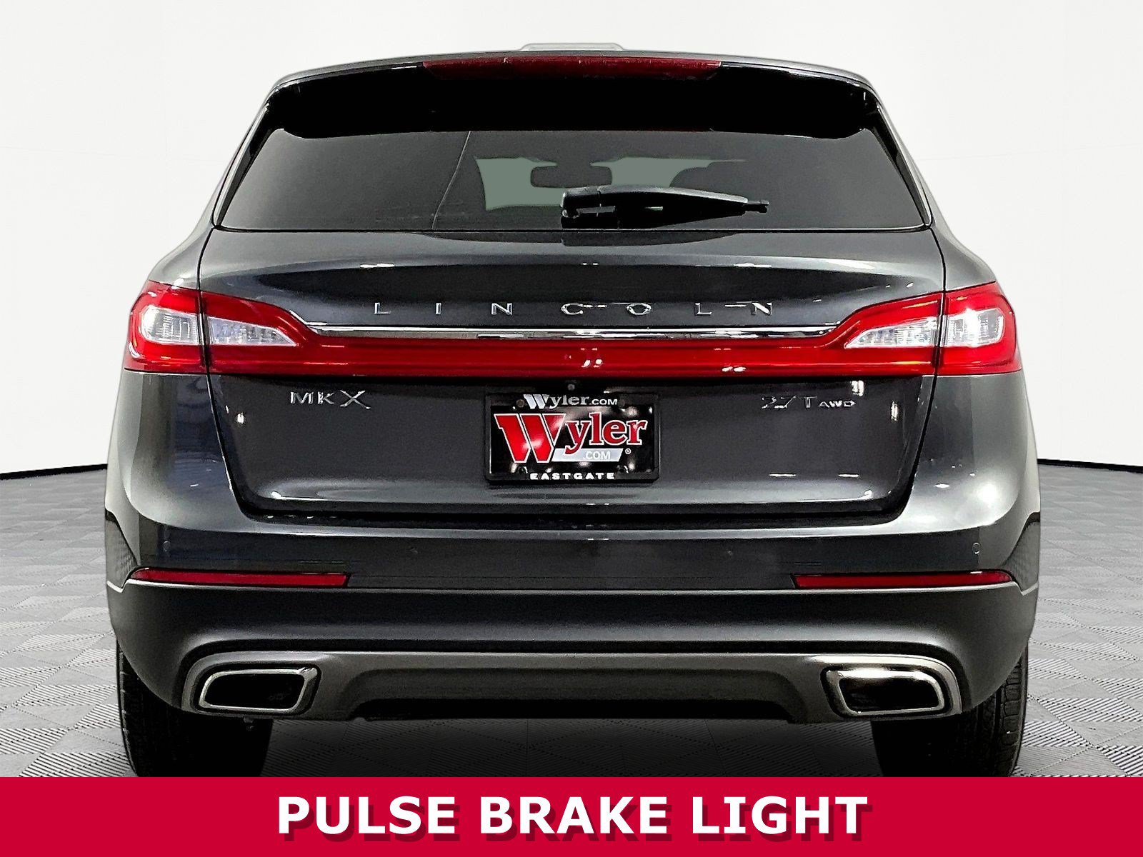 Used 2018 Lincoln MKX Select w/ Select Plus Package AWD/4WD image 5