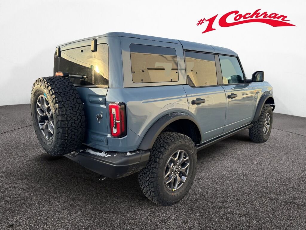 New 2025 Ford Bronco Badlands image 7