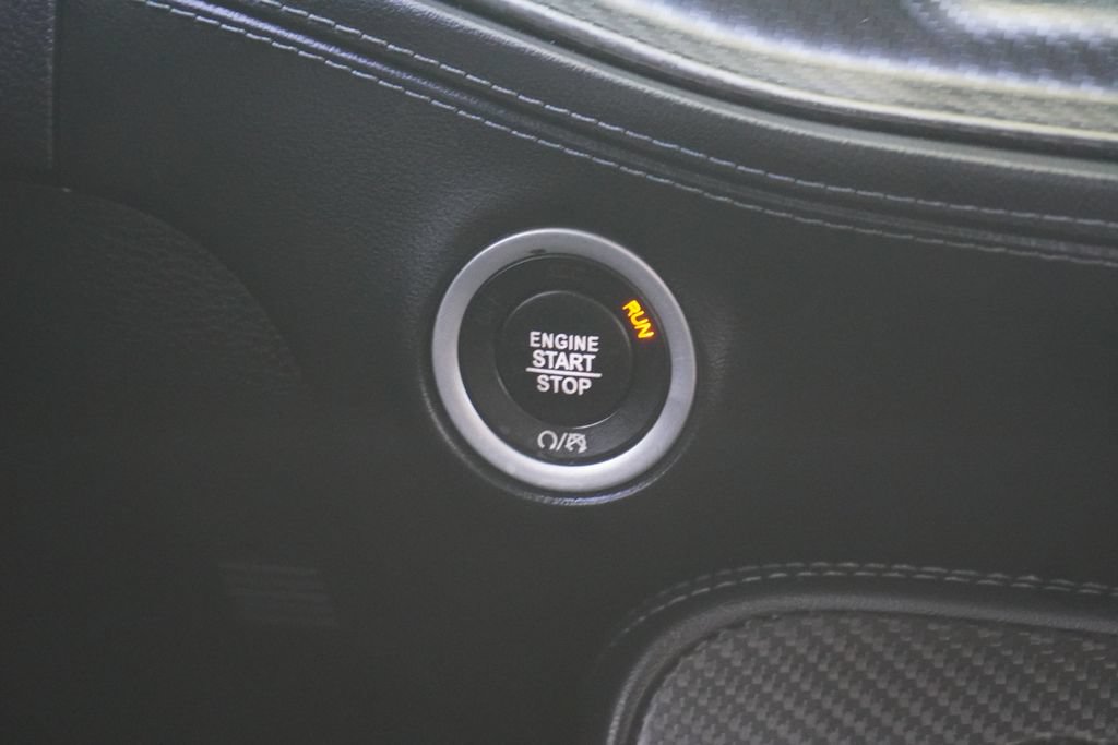 Used 2022 Dodge Challenger R/T Scat Pack RWD image 21
