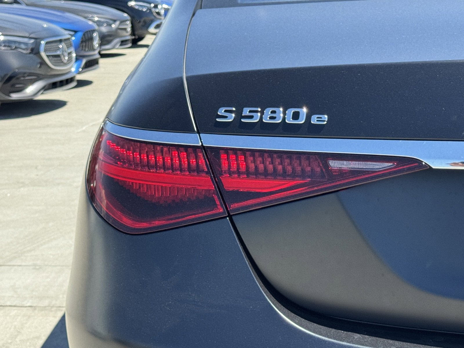 New 2026 Mercedes-Benz S 580e 4MATIC Sedan image 12