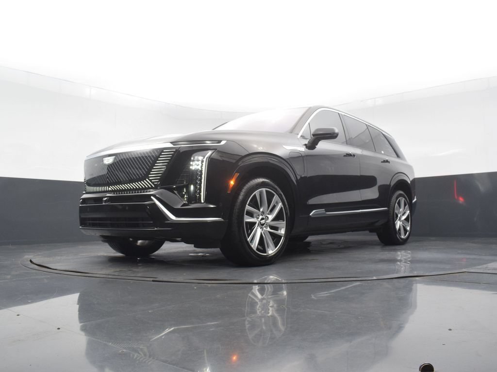 Certified 2026 Cadillac Vistiq Luxury w/ LPO, Floor Liner Package AWD/4WD image 47
