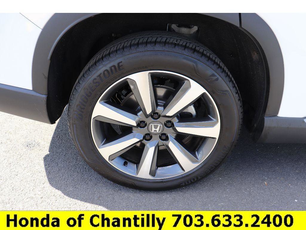 Used 2025 Honda Pilot Elite image 29