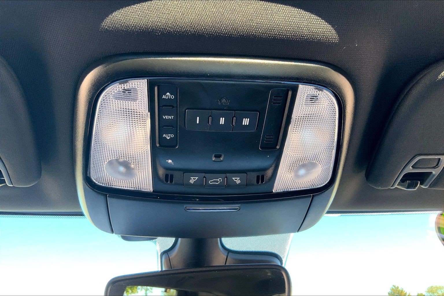 Certified 2025 Dodge Durango GT AWD/4WD image 33