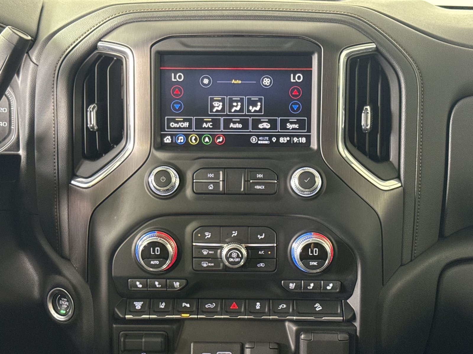 Used 2022 GMC Sierra 2500 AT4 w/ AT4 Premium Plus Package AWD/4WD image 21
