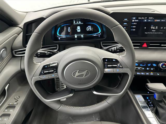 New 2026 Hyundai Elantra SEL Sport image 23