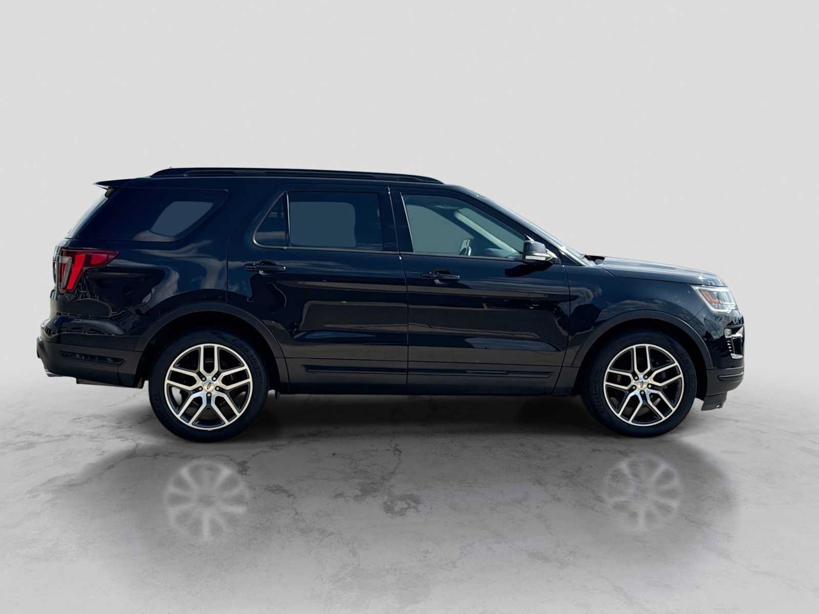 Used 2018 Ford Explorer Sport AWD/4WD image 7