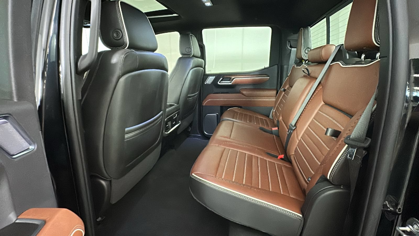 Used 2025 GMC Sierra 1500 Denali Ultimate AWD/4WD image 32