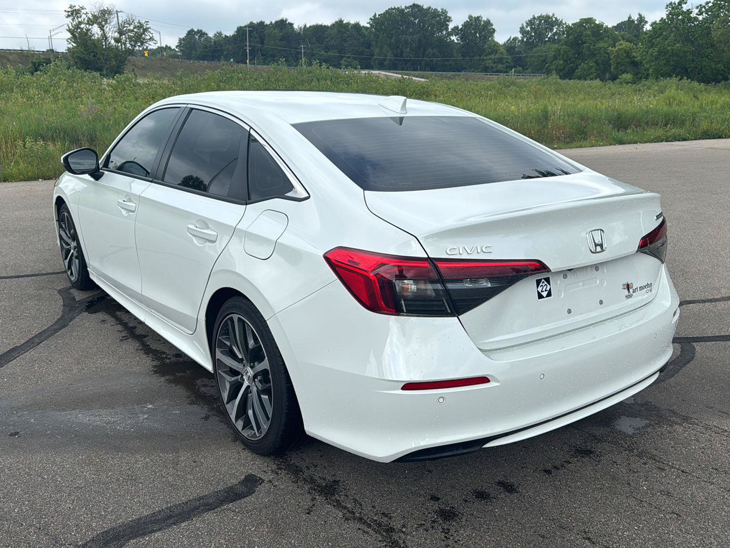 Used 2024 Honda Civic Touring image 3