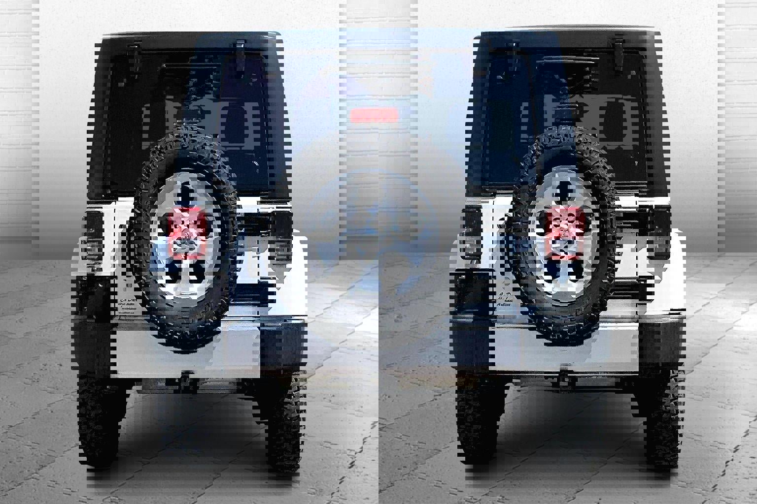 Used 2014 Jeep Wrangler Unlimited Sahara w/ Dual Top Group image 3