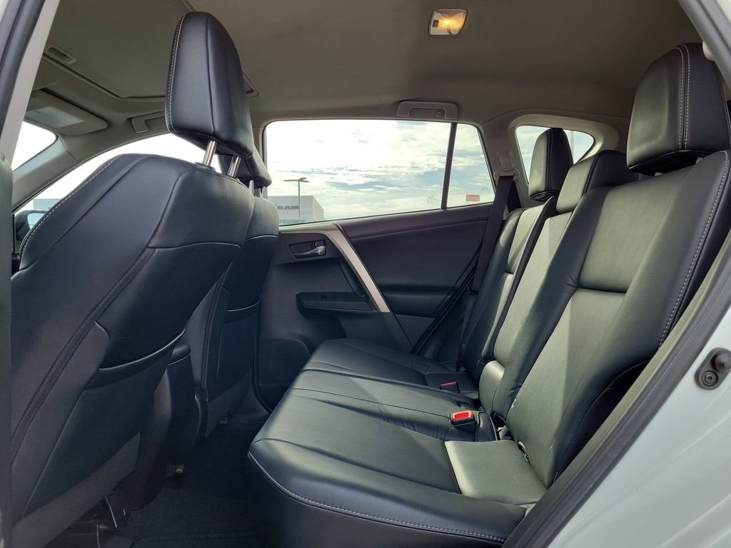 Used 2015 Toyota RAV4 Limited image 13
