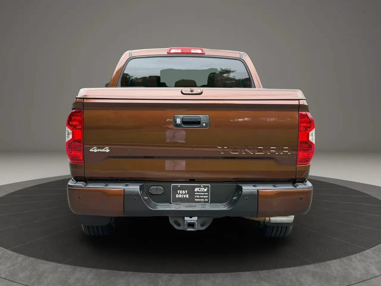 Used 2015 Toyota Tundra 1794 Edition AWD/4WD image 5