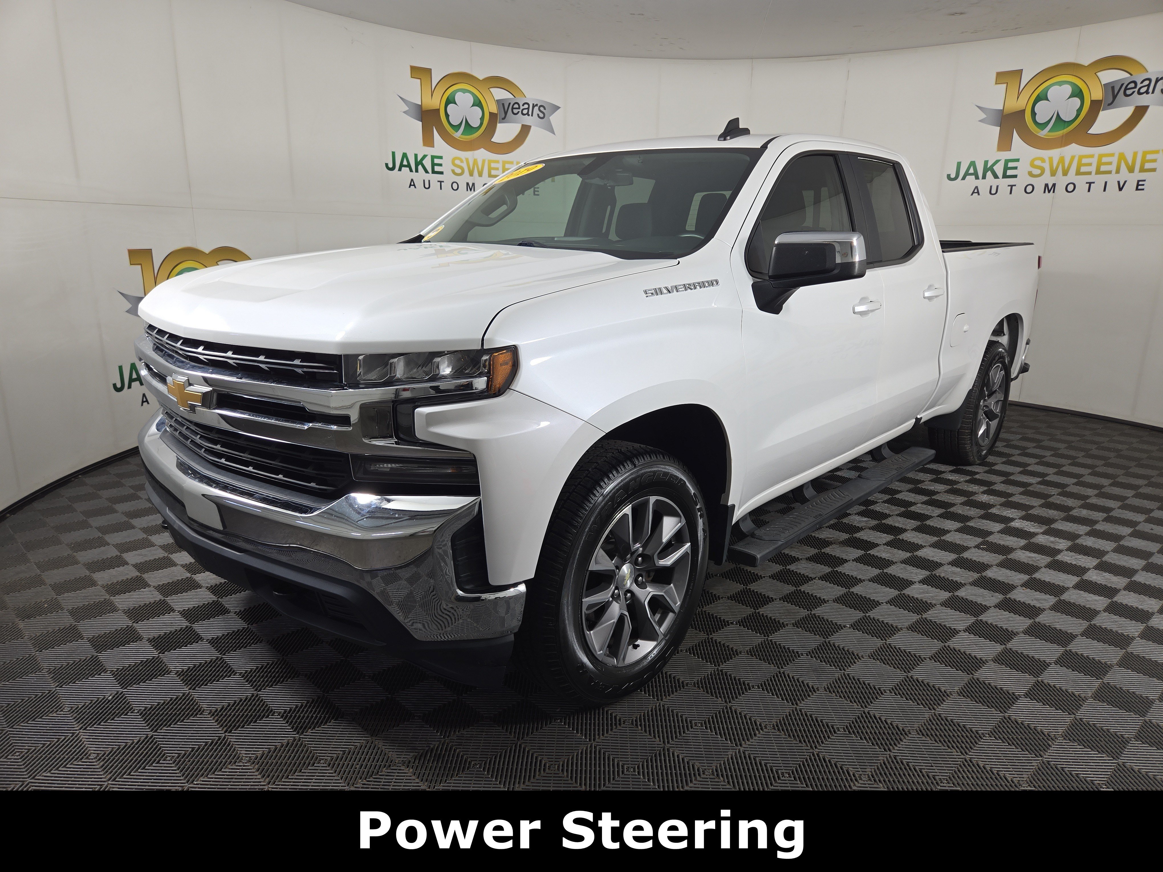 Used 2019 Chevrolet Silverado 1500 LT w/ All-Star Edition AWD/4WD image 4