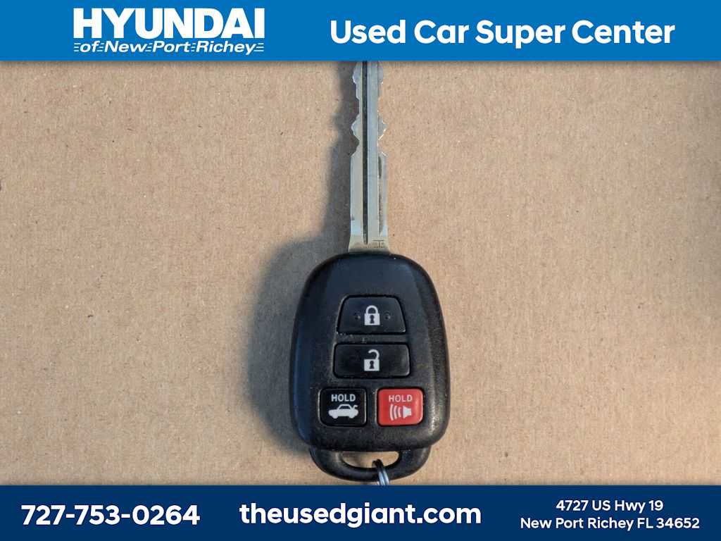 Used 2016 Toyota Corolla S image 29