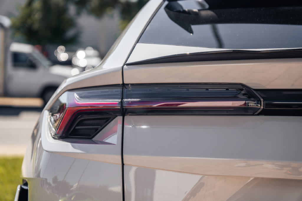 Used 2024 Lamborghini Urus Performante AWD/4WD image 11