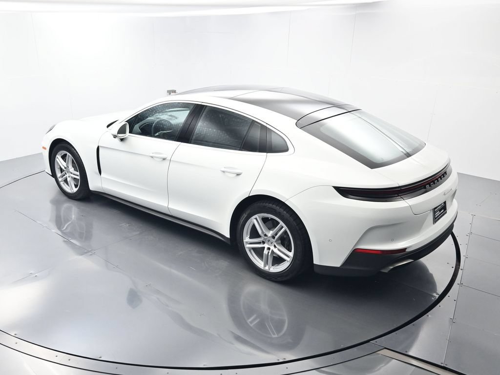 Certified 2025 Porsche Panamera RWD image 37