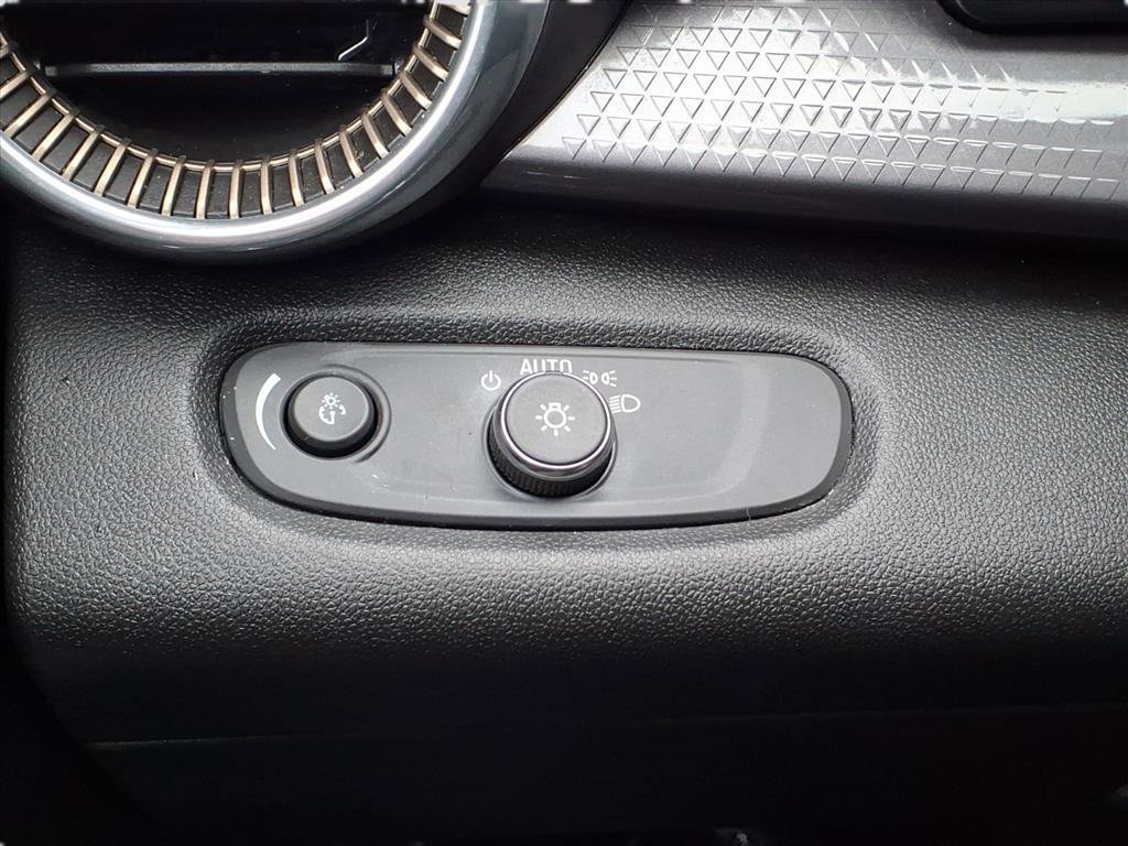 Used 2024 Chevrolet Trax ACTIV image 24