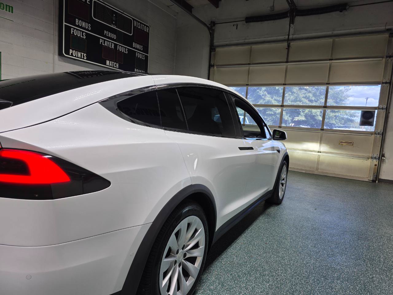 Used 2017 Tesla Model X 100D AWD/4WD image 7