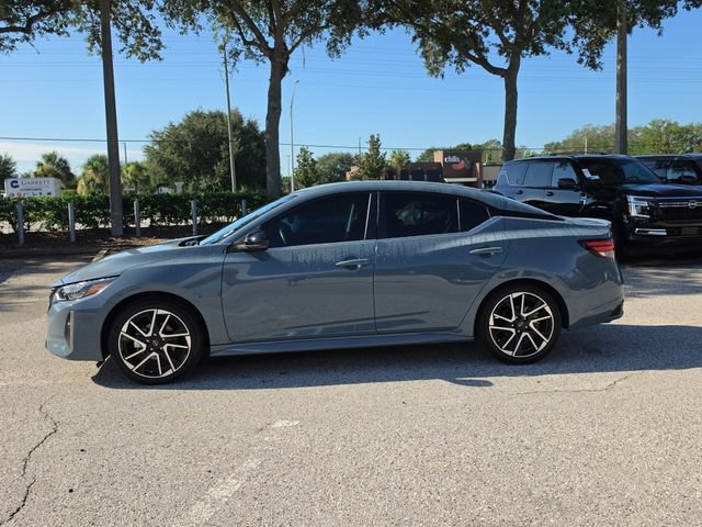 Certified 2025 Nissan Sentra SR FWD image 5