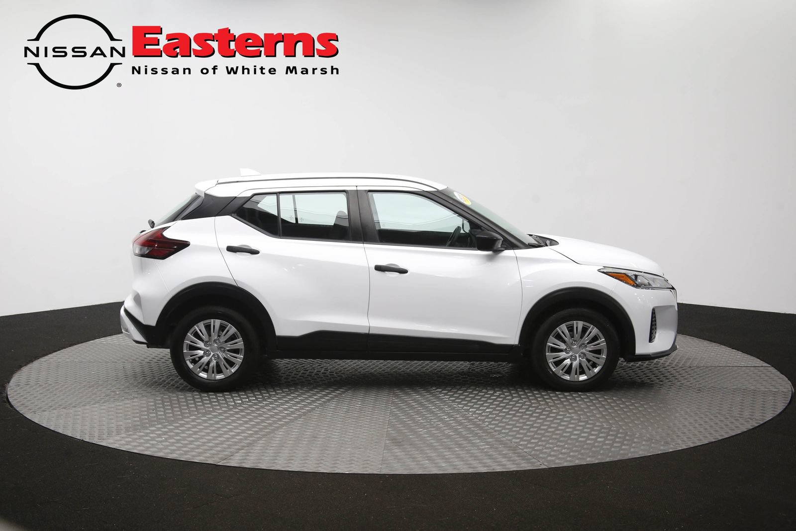 Used 2023 Nissan Kicks S FWD image 47