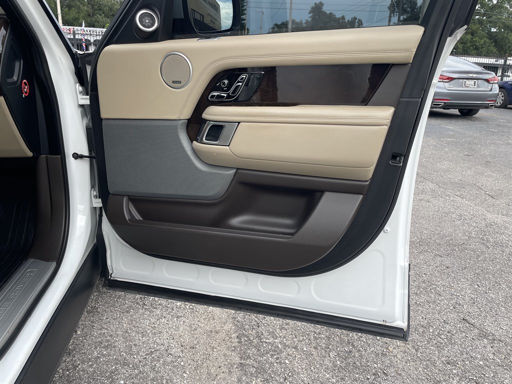 Used 2018 Land Rover Range Rover HSE AWD/4WD image 39