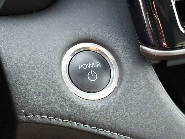 Used 2024 Toyota Highlander XLE image 25