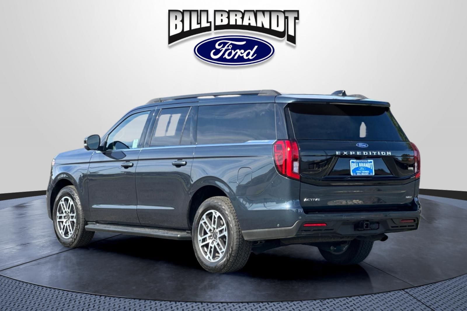 Used 2025 Ford Expedition Max Active AWD/4WD image 5