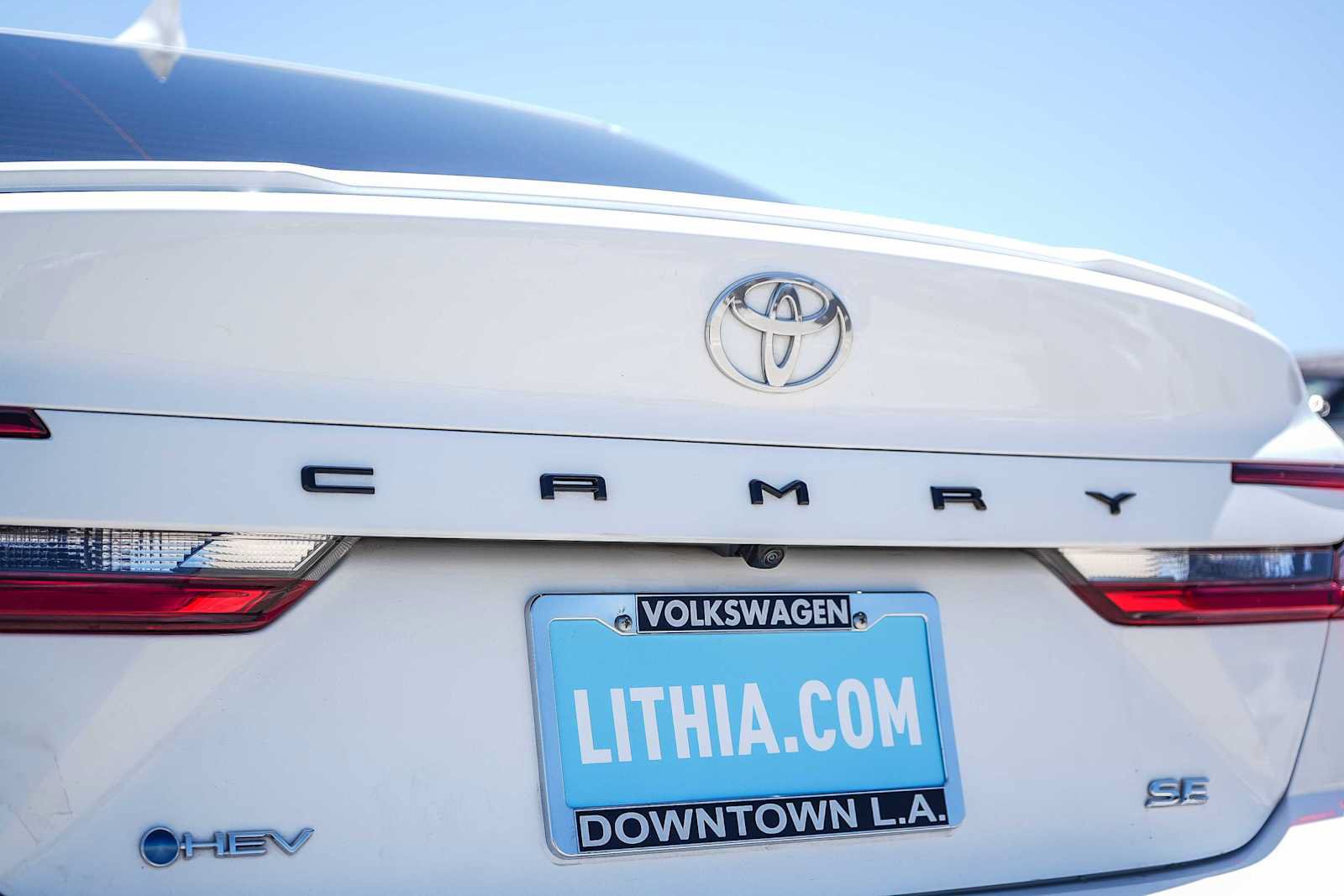 Used 2025 Toyota Camry SE FWD image 10