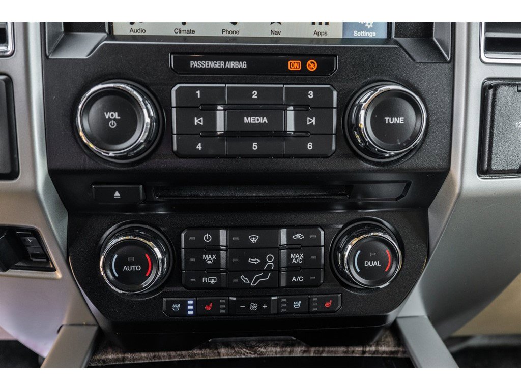 Used 2018 Ford F250 Lariat w/ Lariat Value Package AWD/4WD image 21