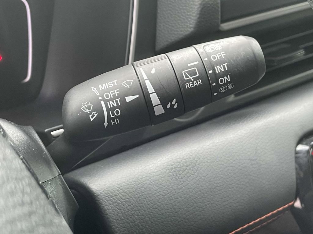 Used 2025 Honda Pilot Sport image 21