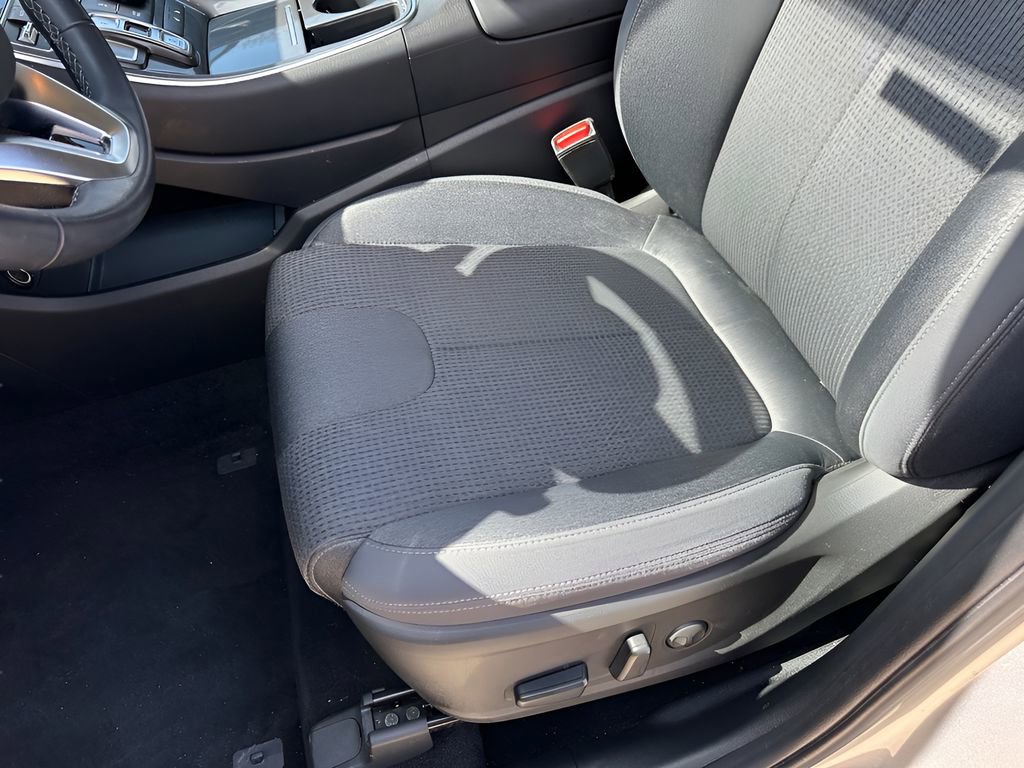 Used 2023 Hyundai Santa Fe SEL image 12