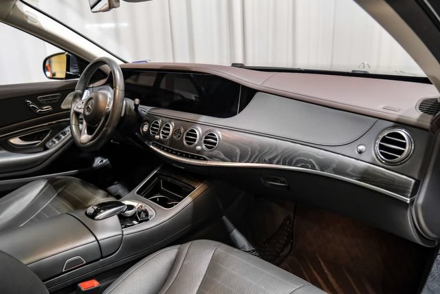 Used 2018 Mercedes-Benz S 560 4MATIC Sedan image 16