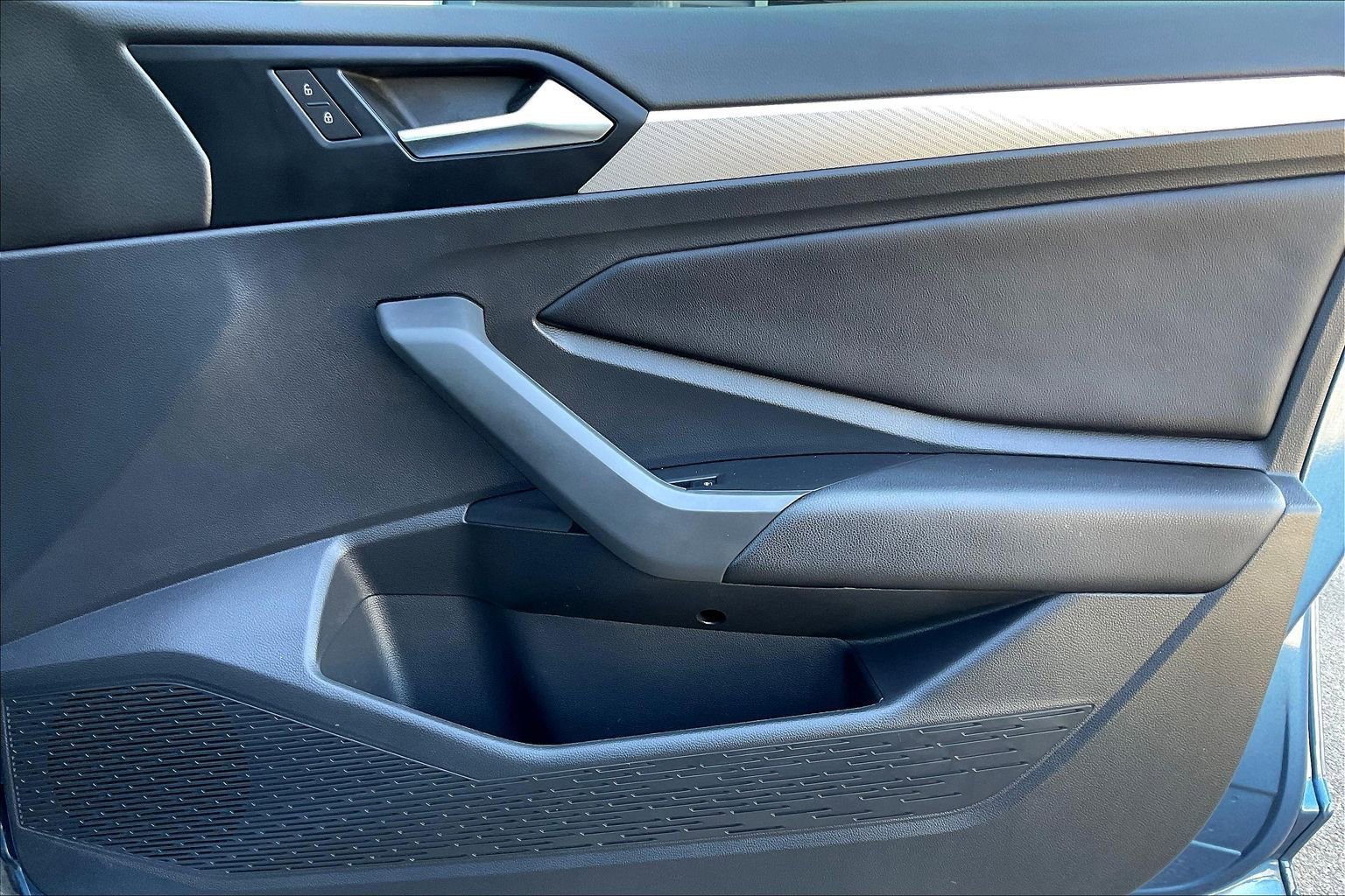 Used 2019 Volkswagen Jetta S w/ Driver Assistance Package image 20